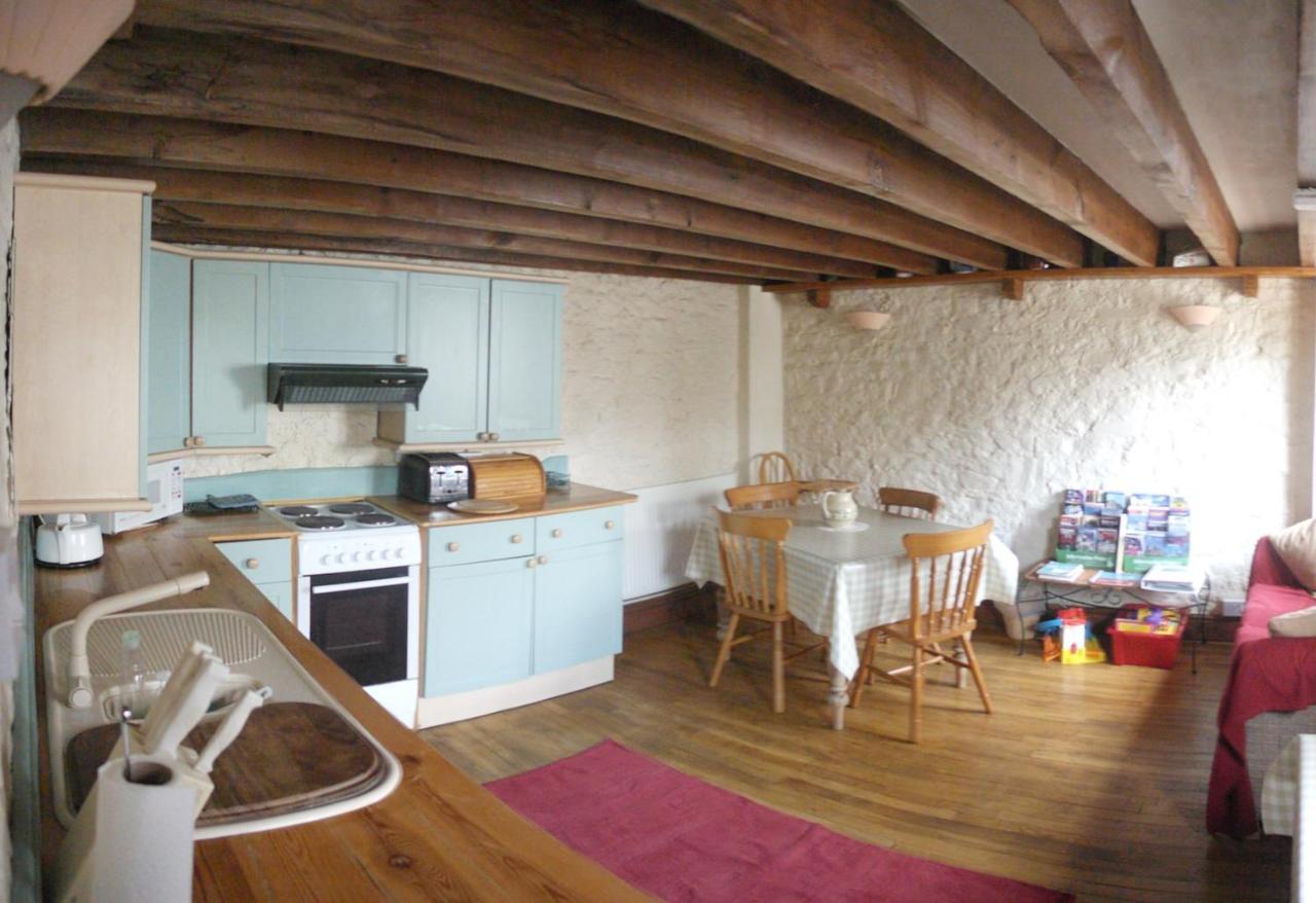 The Old Barn Bed & Breakfast บาร์รี ภายนอก รูปภาพ